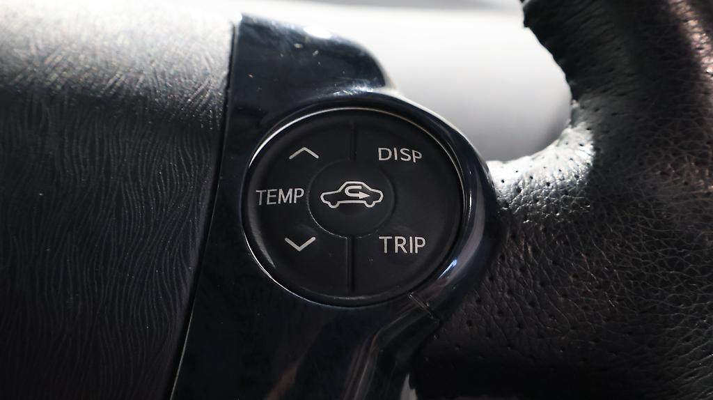 2013 Toyota Prius S MODEL + PUSH START + REVERSE CAMERA image 359832