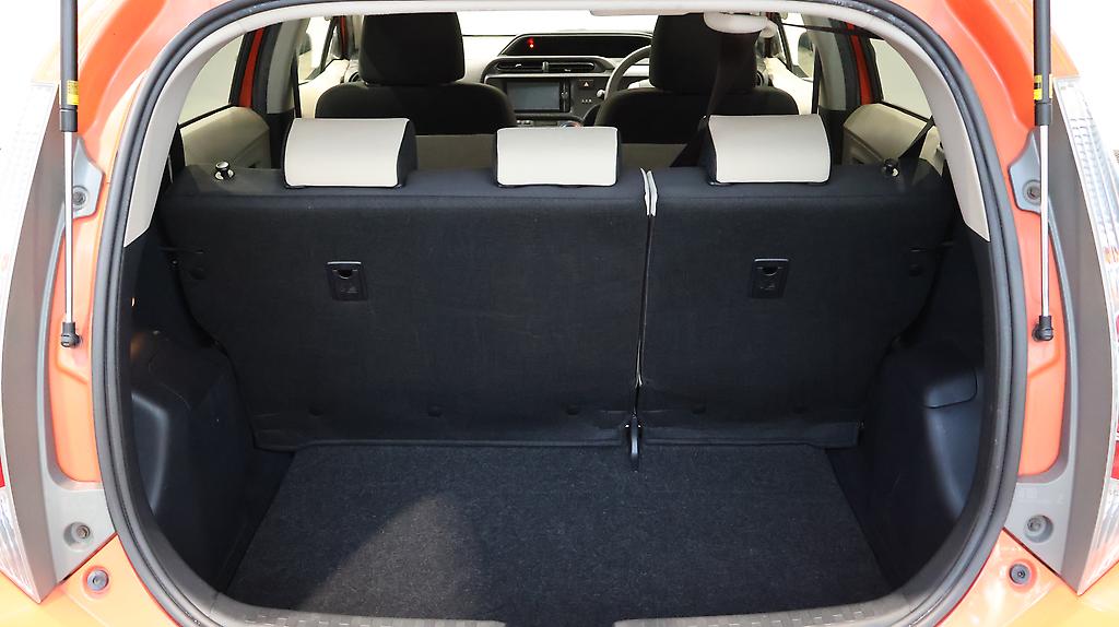 2013 Toyota Aqua S MODEL + PUSH START image 360160