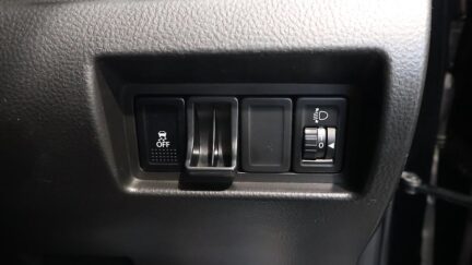 2014 Suzuki Swift XG image 361477