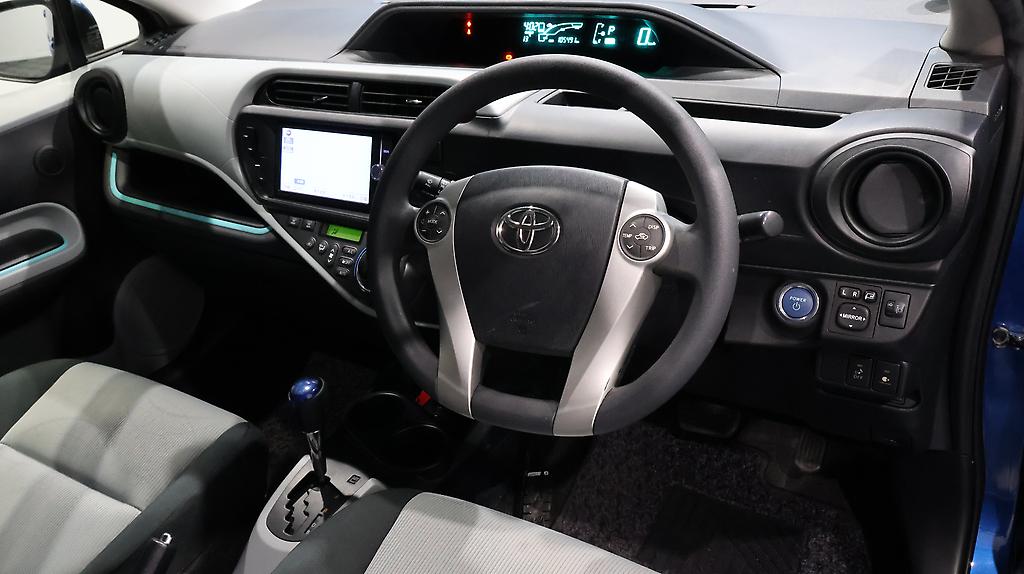 2013 Toyota Aqua S Model, Push Start, Reverse Camera image 358275