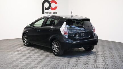 2013 Toyota Aqua G Model, Push Start, Reverse Camera image 359678