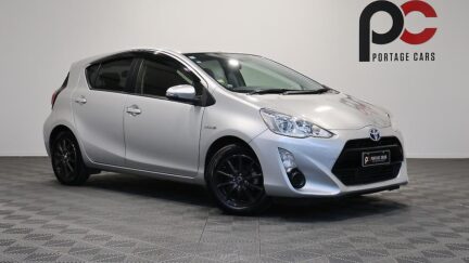 2015 Toyota Aqua Hybrid S Model image 359587